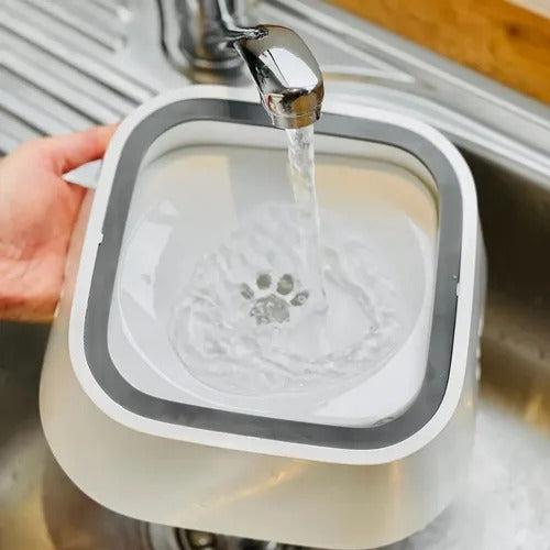 BEBEDERO DE AGUA DEMASCOTAS ANTIDERRAME